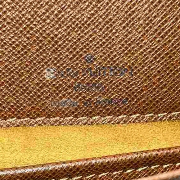 Louis Vuitton Musette Tango - Picture 7 of 7